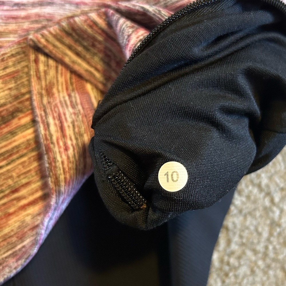 Lululemon Runderful 1/2 Zip - Picture 7 of 8